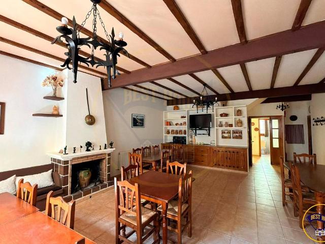 Chalet en venta en Huete, Cuenca