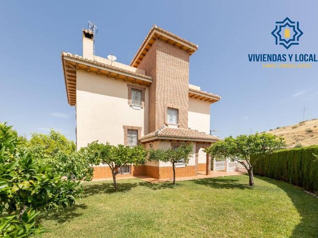 Chalet en venta en Huétor Vega, Granada