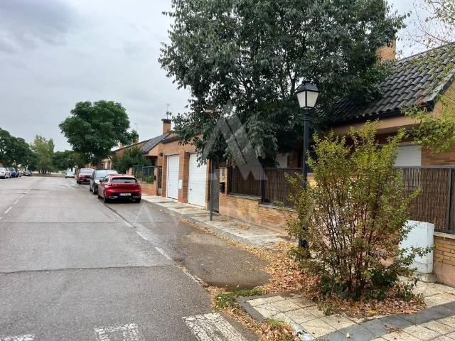 Chalet en venta en Humanes, Guadalajara