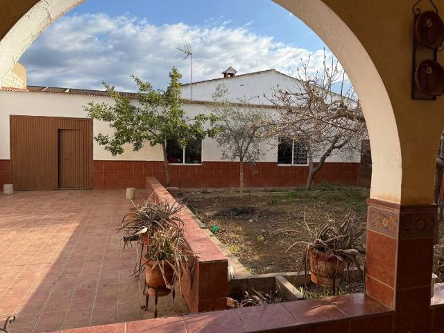 Chalet en venta en Antequera, Andalucía
