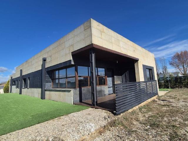 Chalet en venta en Husillos, Castilla y León