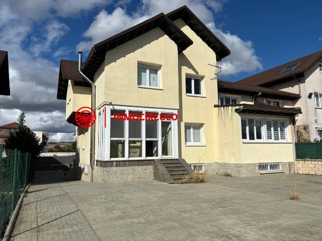 Chalet en venta en Ibeas De Juarros, Castilla y León