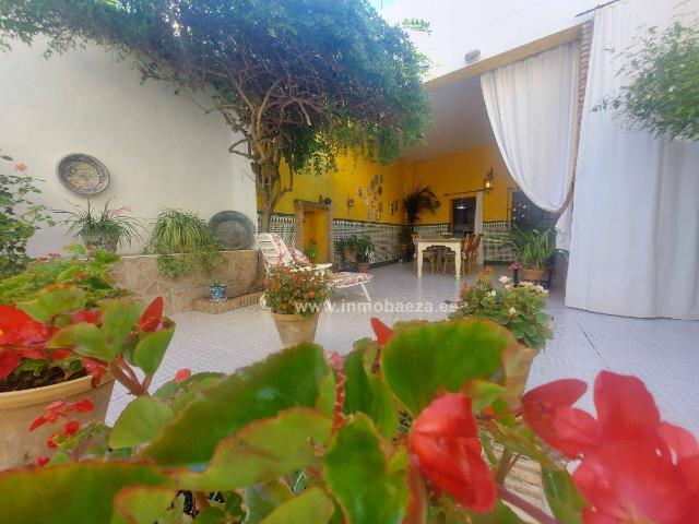 Villa en venta en Ibros