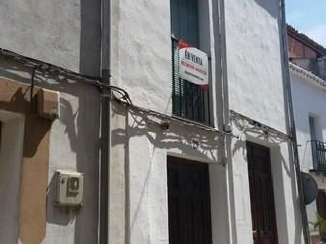 Villa en venta en Ibros