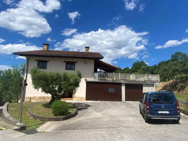 Chalet en venta en Idiazabal, Guipúzcoa