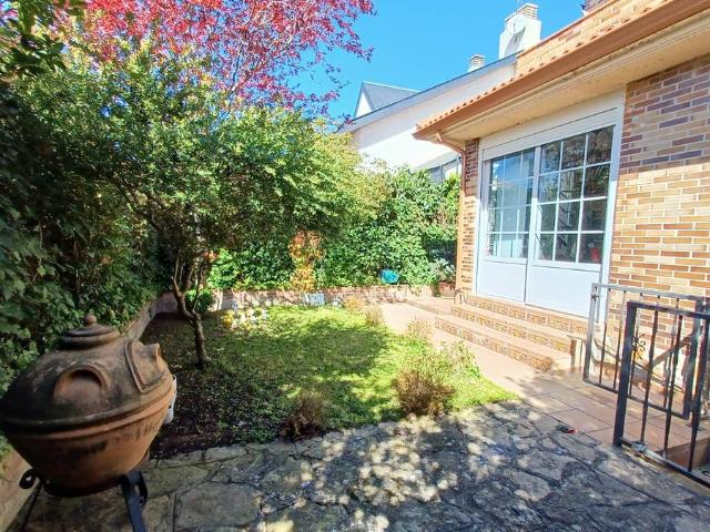 Chalet en venta en Moralzarzal, Madrid