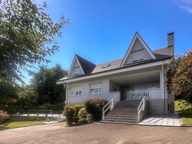 Chalet en venta en Camargo