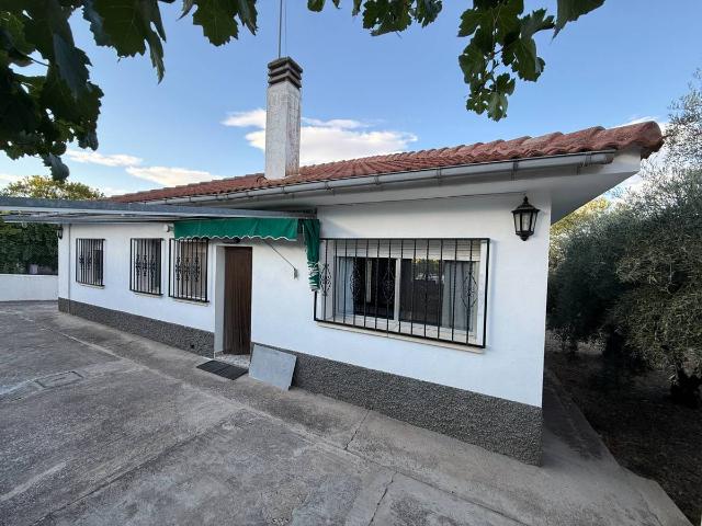 Chalet en venta en Illana, Castilla-La Mancha