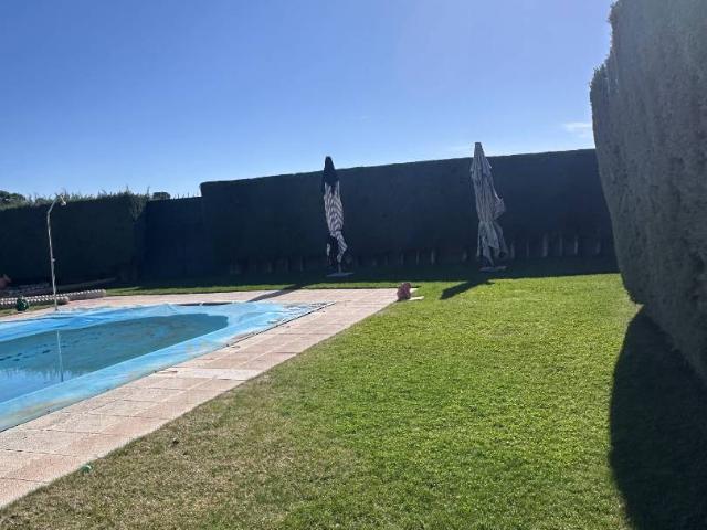 Chalet en venta en Illana, Castilla-La Mancha