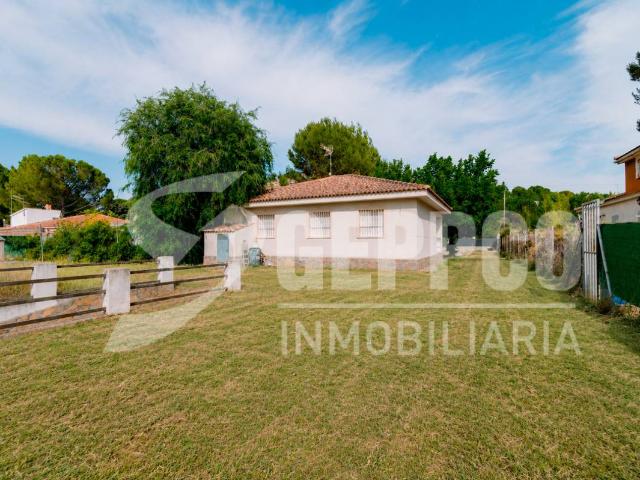 Chalet en venta en Illana, Castilla-La Mancha