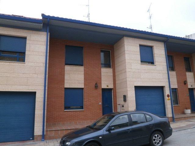 Chalet en venta en Íscar, Castilla y León
