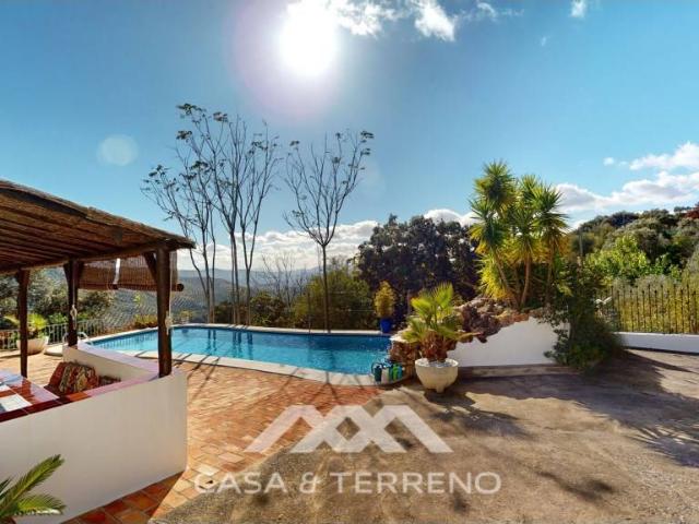 Chalet en venta en Iznájar, Andalucía