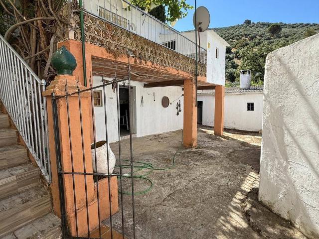 Chalet en venta en Iznájar, Andalucía