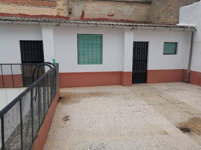 Villa en venta en Jabalquinto