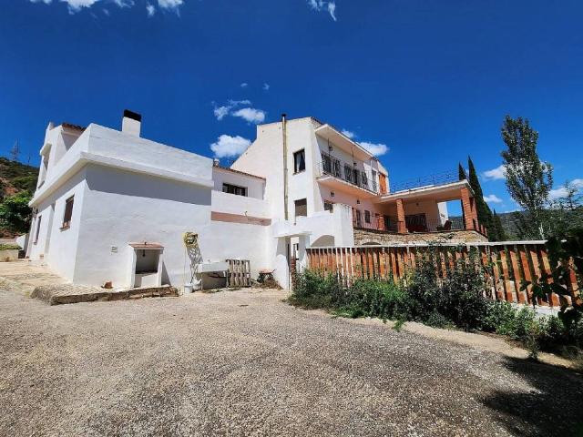 Chalet en venta en El Valle de Cofrentes-Ayora, Valencia