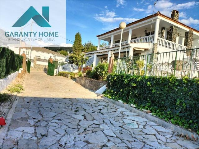 Chalet en venta en Jamilena, Andalucía