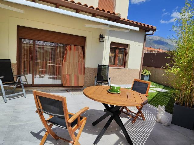 Chalet en venta en Jarandilla de la Vera, Cáceres