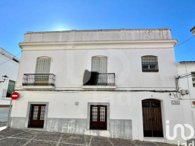 Villa en venta en Jerez De Los Caballeros, Los Naranjos