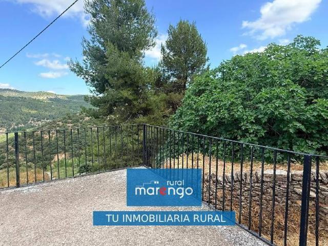 Chalet en venta en l'Alt Palància, Valencia