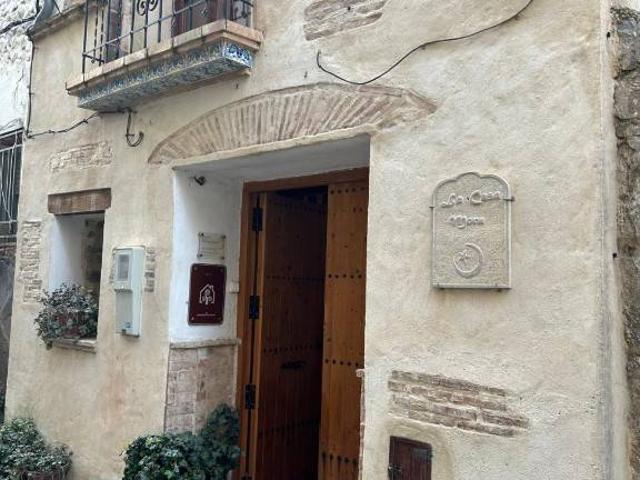 Chalet en venta en l'Alt Palància, Valencia