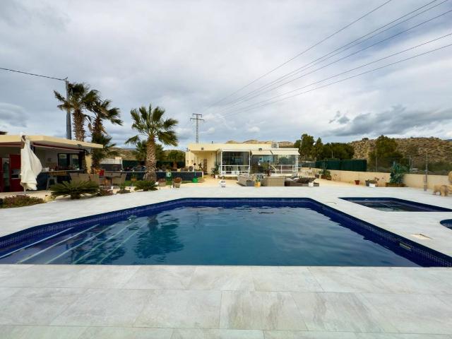 Villa en venta en Jijona, Barri de l'Almarx