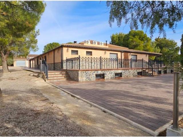 Chalet en venta en La Estacada, Jumilla