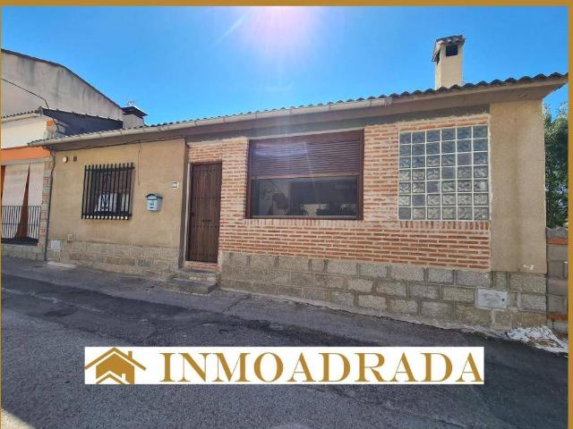 Chalet en venta en La Adrada, Castilla y León