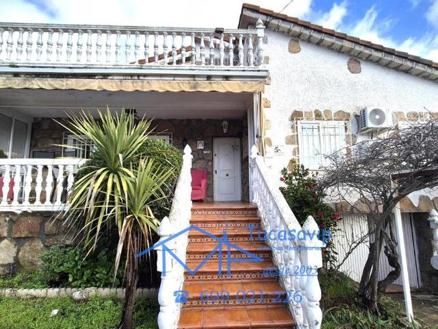 Chalet en venta en La Adrada, Castilla y León