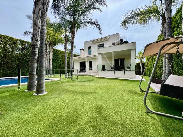 Villa en venta en Molina De Segura, Torrealta