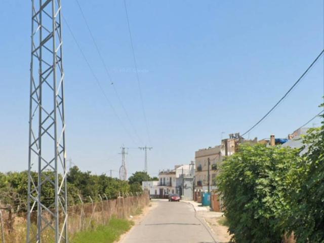 Chalet en venta en La Algaba, Andalucía