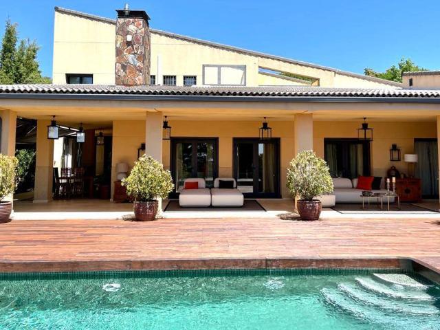 Chalet en venta en Los Bomberos, Torrelodones