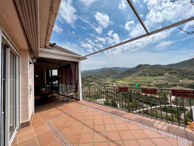 Chalet en venta en Priorat, Catalunya