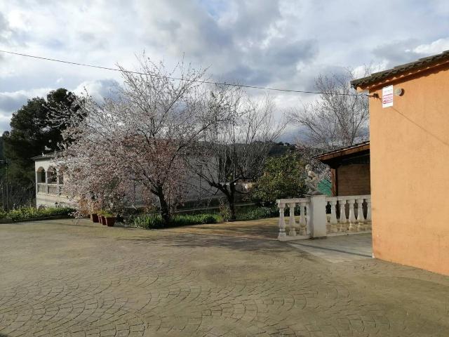 Villa en venta en La Bisbal Del Penedès