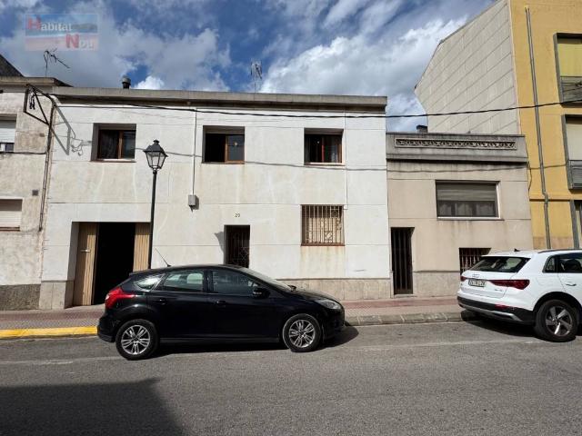 Villa en venta en La Bisbal Del Penedès