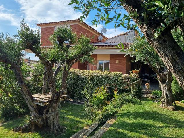 Villa en venta en La Bisbal D'empordà