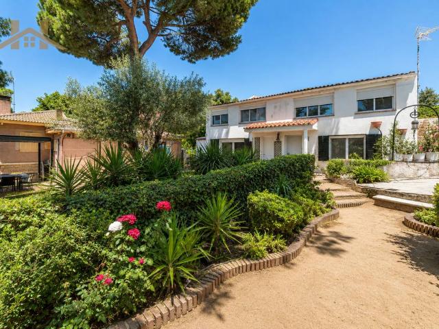 Chalet en venta en Pozuelo Estación, Pozuelo De Alarcón