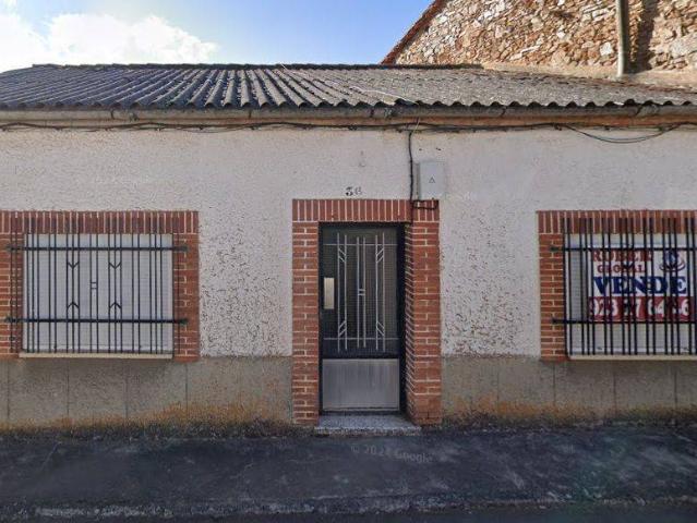 Villa en venta en La Cabeza De Béjar