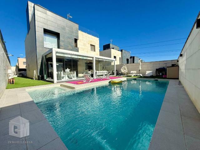 Chalet en venta en Arroyomolinos, Comunidad de Madrid