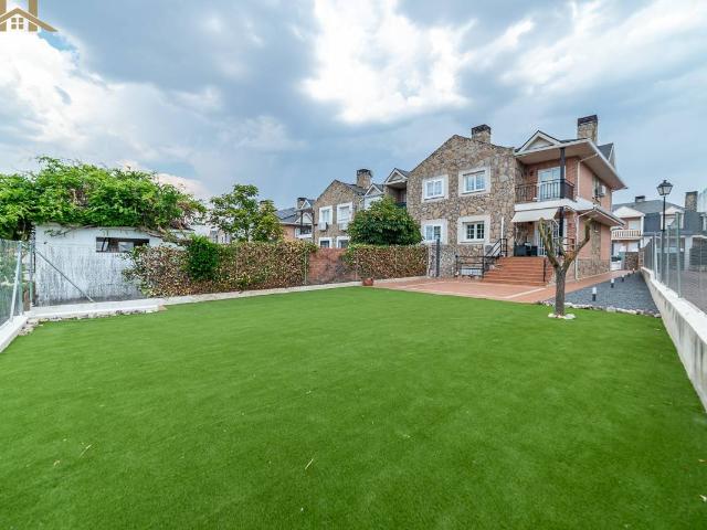 Chalet en venta en Arroyomolinos, Madrid