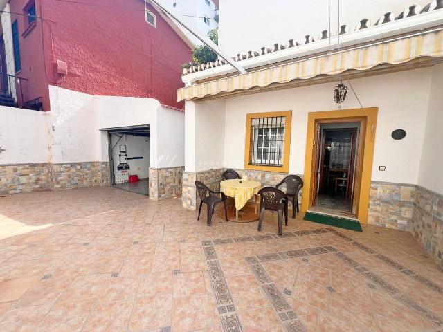Villa en venta en Torremolinos