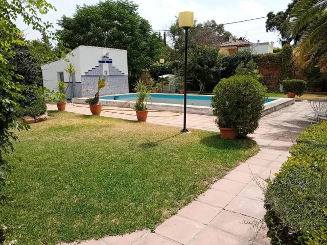 Chalet en venta en La Carlota, Andalucía