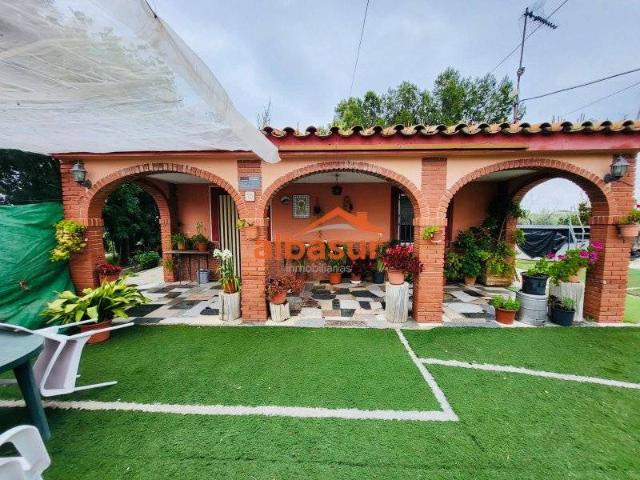 Chalet en venta en La Carlota, Andalucía