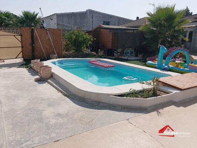 Chalet en venta en La Carlota, Andalucía