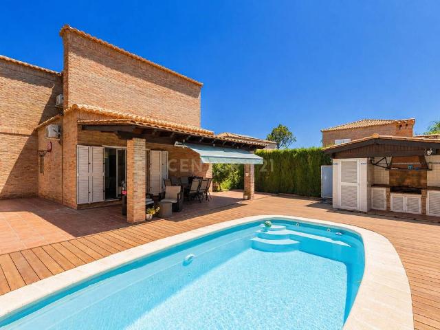 Chalet en venta en l'Horta Nord, Valencia