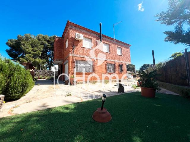 Chalet en venta en l'Horta Nord, Valencia
