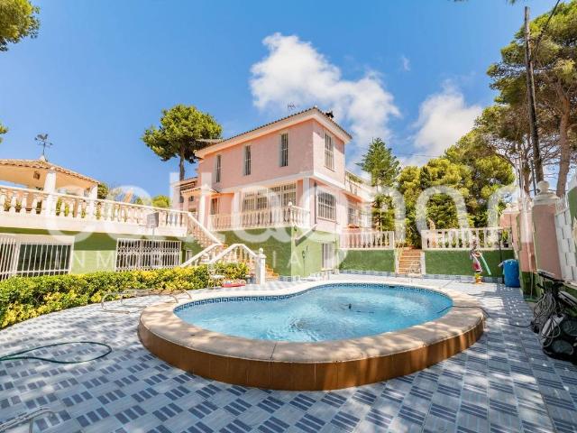 Chalet en venta en l'Horta Nord, Valencia