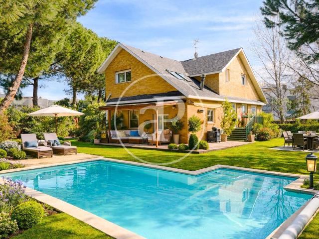 Chalet en venta en Rozas De Puerto Real, Madrid