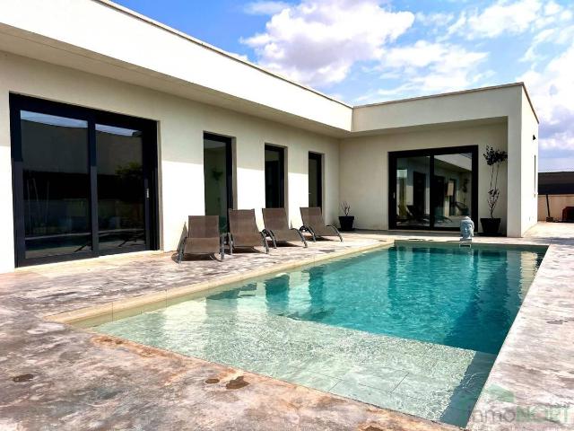 Chalet en venta en Aspe, Valencia