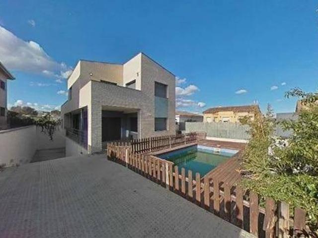 Villa en venta en Vilanova I La Geltrú, Centrevila