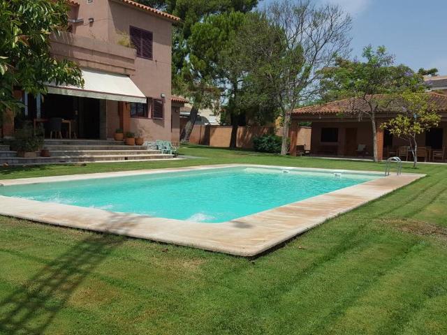 Chalet en venta en el Camp de Túria, Valencia